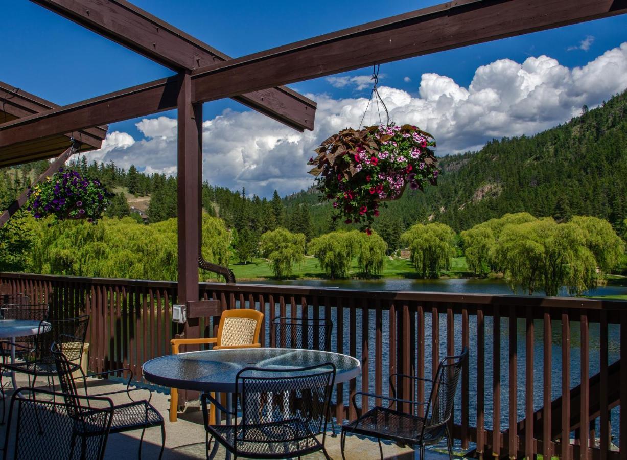 St Andrews By The Lake Golf Resort Kaleden エクステリア 写真